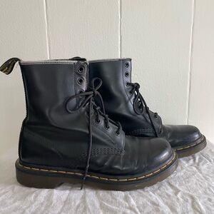 Dr. Martens 1460 Smooth Leather Black 8